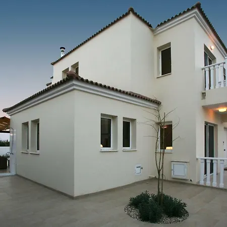 Carmel Villa *